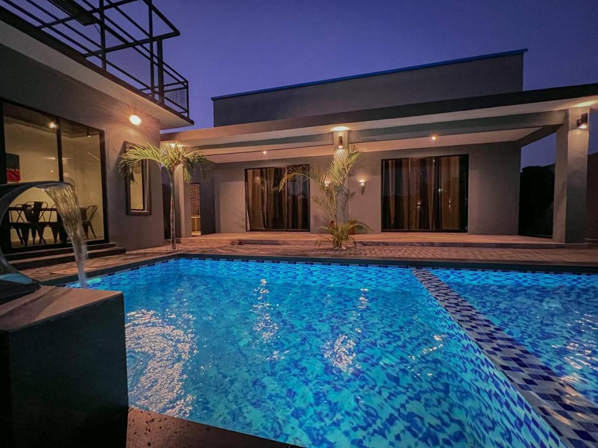 The Luxury Villa -Private Pool- Pantai Cenang  Bagian luar foto