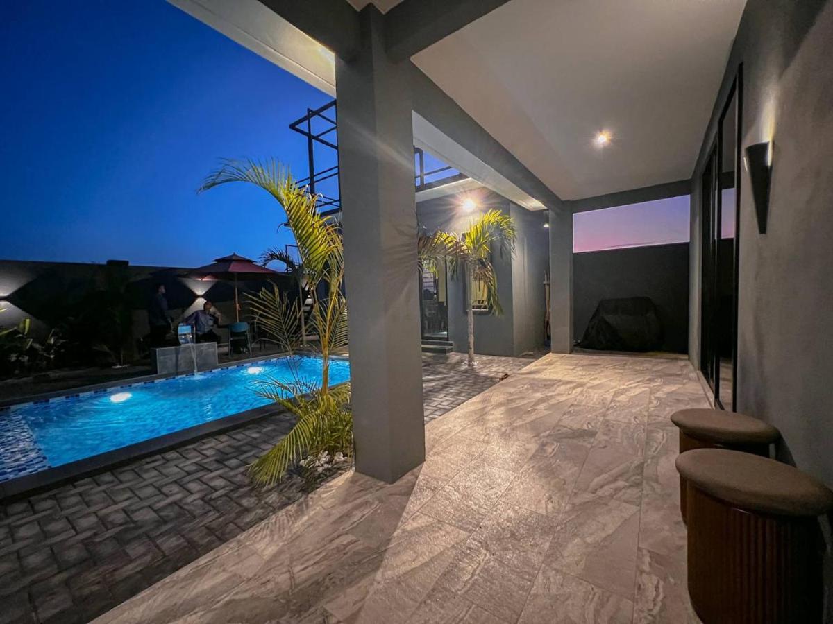 The Luxury Villa -Private Pool- Pantai Cenang  Bagian luar foto